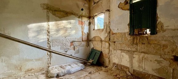 Casa de 4 divisões em Castellammare del Golfo, Italy N.º 258030 12