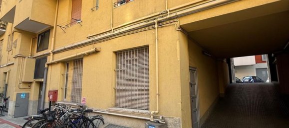 138m² Office in Milan, Italy No. 358992 2