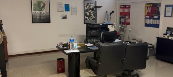 138m² Office in Milan, Italy No. 358992 27