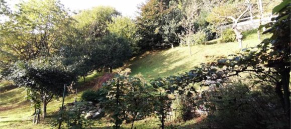 2 bedrooms House in Madonna del Sasso, Italy No. 140869 13