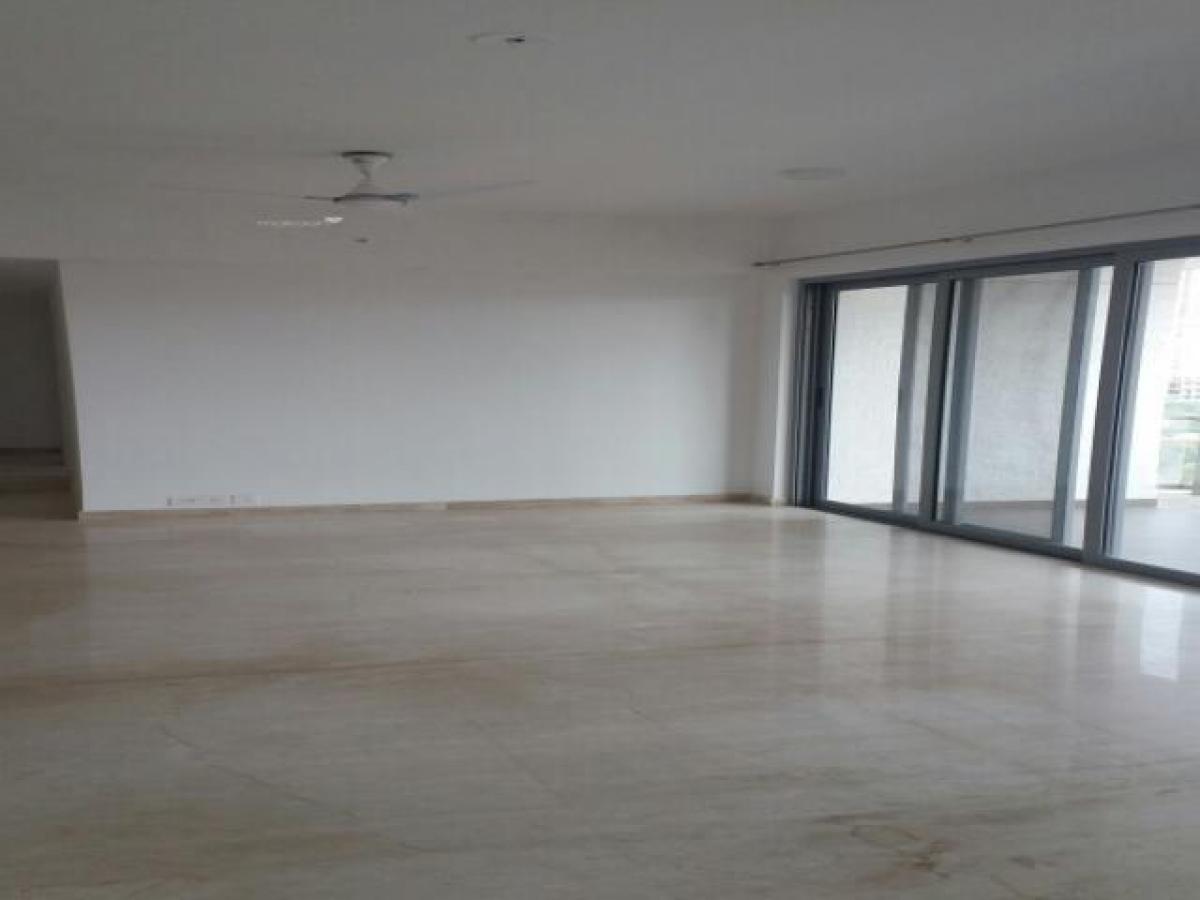 3 bedrooms House in Mumbai, India No. 55108