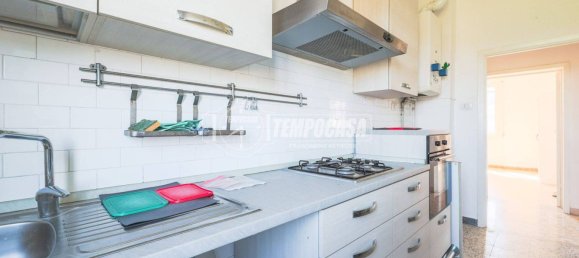 2 bedrooms Apartment in Forlì, Italy No. 207580 3