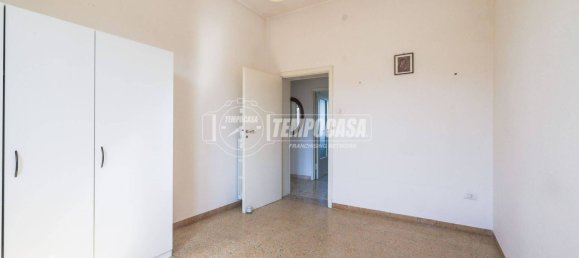 2 bedrooms Apartment in Forlì, Italy No. 207580 9