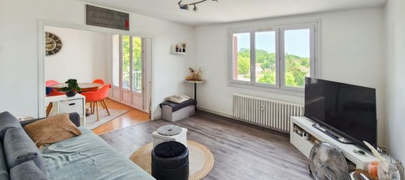 Apartamento de 2 dormitorios en Saint-Symphorien-d'Ozon, France No. 358565 2