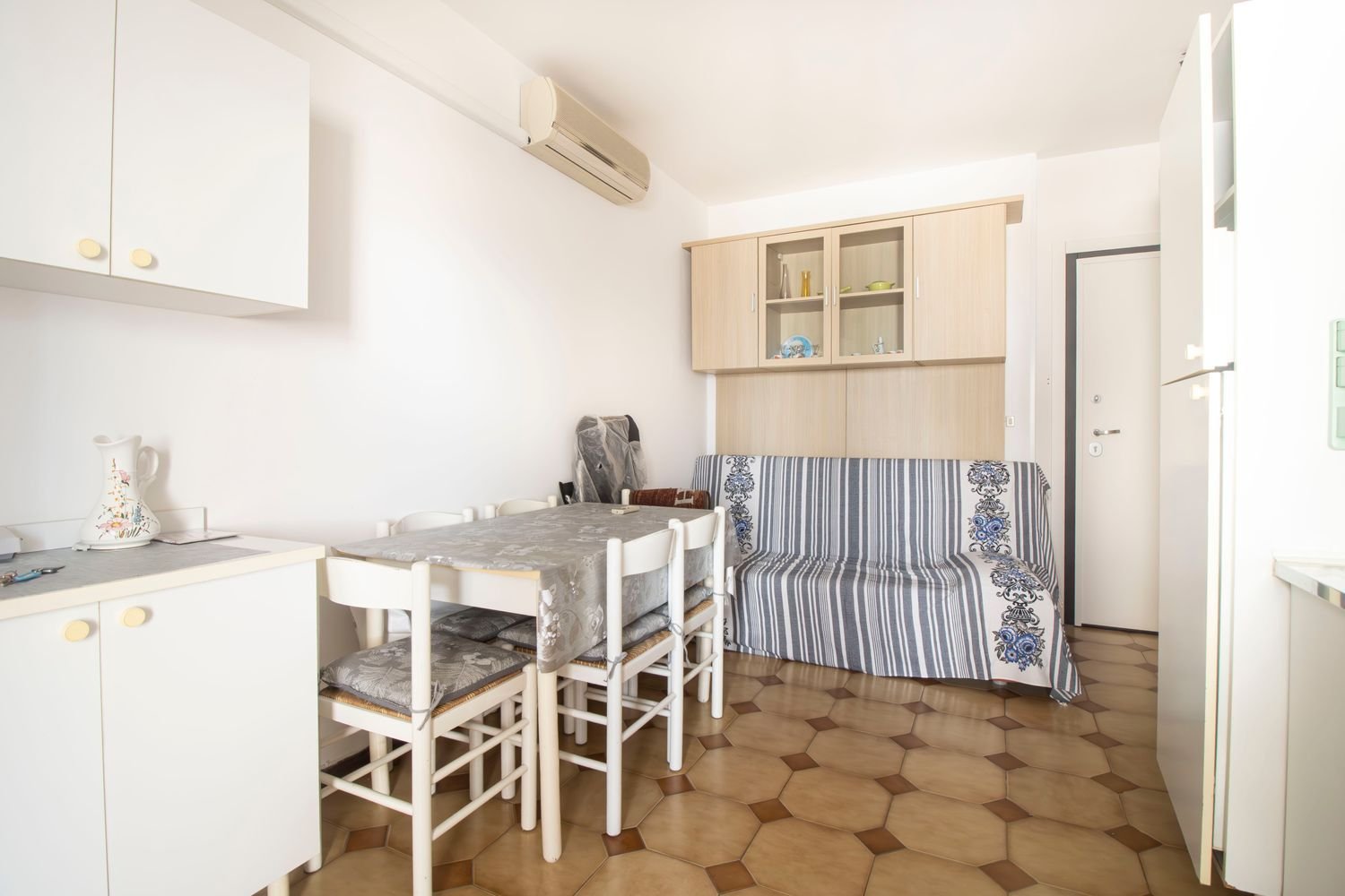 2غرفة شقة في Alba Adriatica, Italy رقم 179740