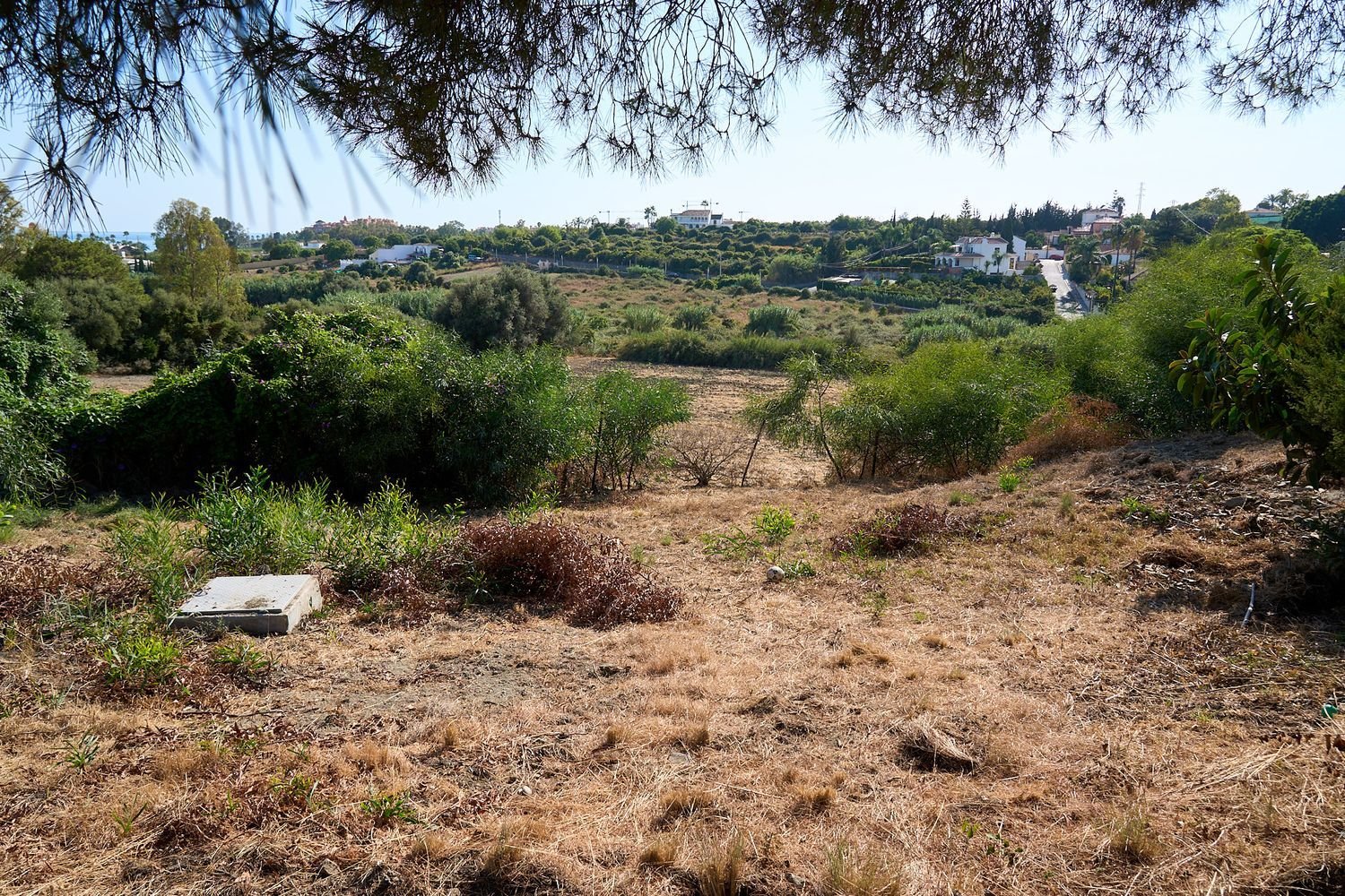  Land in Estepona, Spain No. 215865