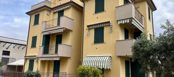 Квартира с 2 комнатами в Диано Кастелло, Италия № 214564 5