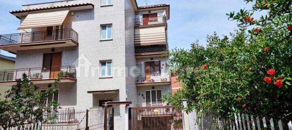 1 Schlafzimmer Penthouse in Rome, Italy, Nr. 313229 2