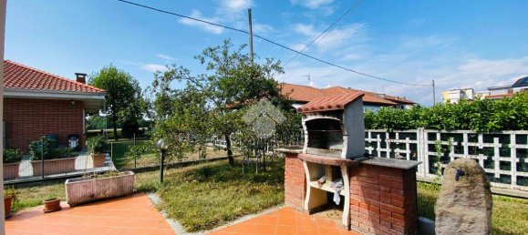 2 غرف نوم فيلا في San Carlo Canavese, Italy رقم 154882 34