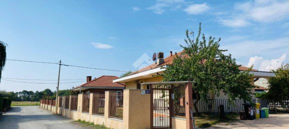 2 غرف نوم فيلا في San Carlo Canavese, Italy رقم 154882 3