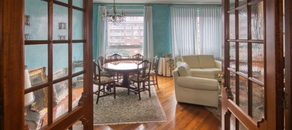 6 chambres Appartement à Turin, Italy No. 380786 4