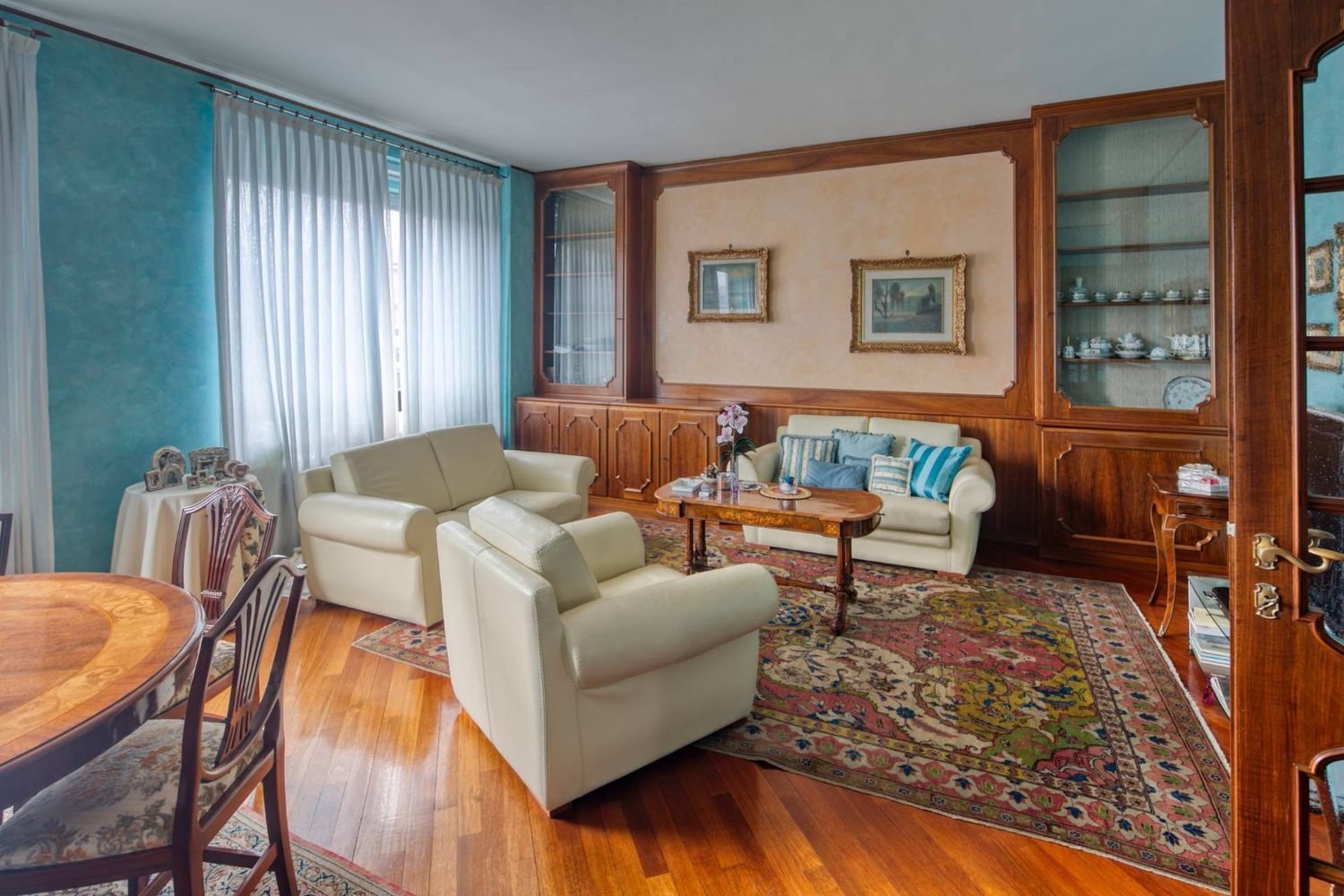 6 chambres Appartement à Turin, Italy No. 380786