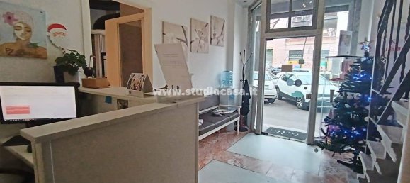 100m² Commercial property in Milan, Italy No. 351965 2