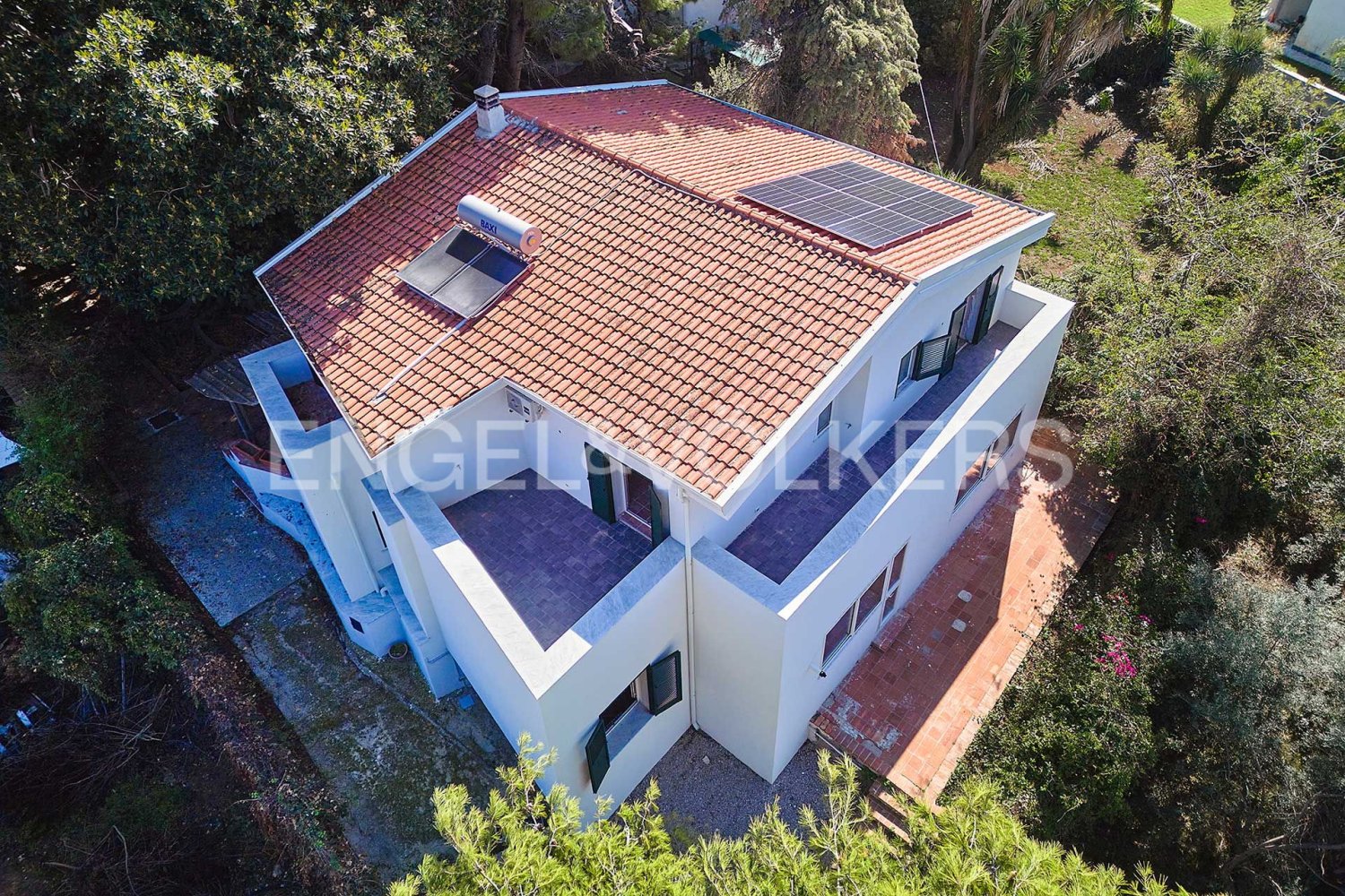 Villa de 4 dormitorios en Palermo, Italy No. 127143