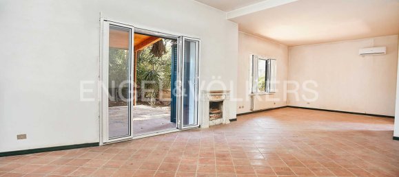 Villa de 4 dormitorios en Palermo, Italy No. 127143 4