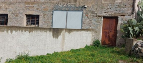 Propiedad comercial en Luras, Italy 138 m² No. 159673 5