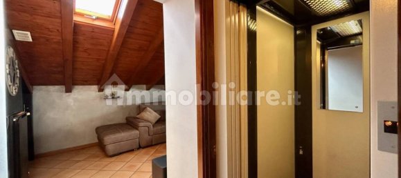2 bedrooms Penthouse in Rudiano, Italy No. 337459 2