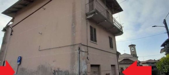 1 bedroom Apartment in Cossato, Italy No. 381261 2