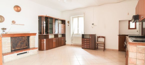 3 chambres Maison à Loreto Aprutino, Italy No. 325558 15