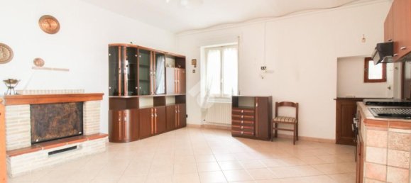 3 chambres Maison à Loreto Aprutino, Italy No. 325558 3