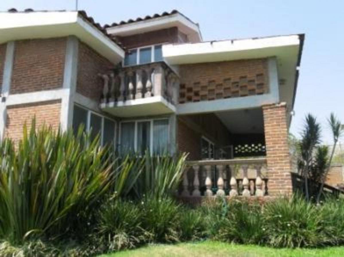 4 bedrooms House in Morelos, Mexico No. 155779
