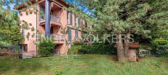 Вилла с 3 спальнями в Монца, Италия № 131630 2