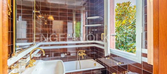 Вилла с 3 спальнями в Монца, Италия № 131630 14