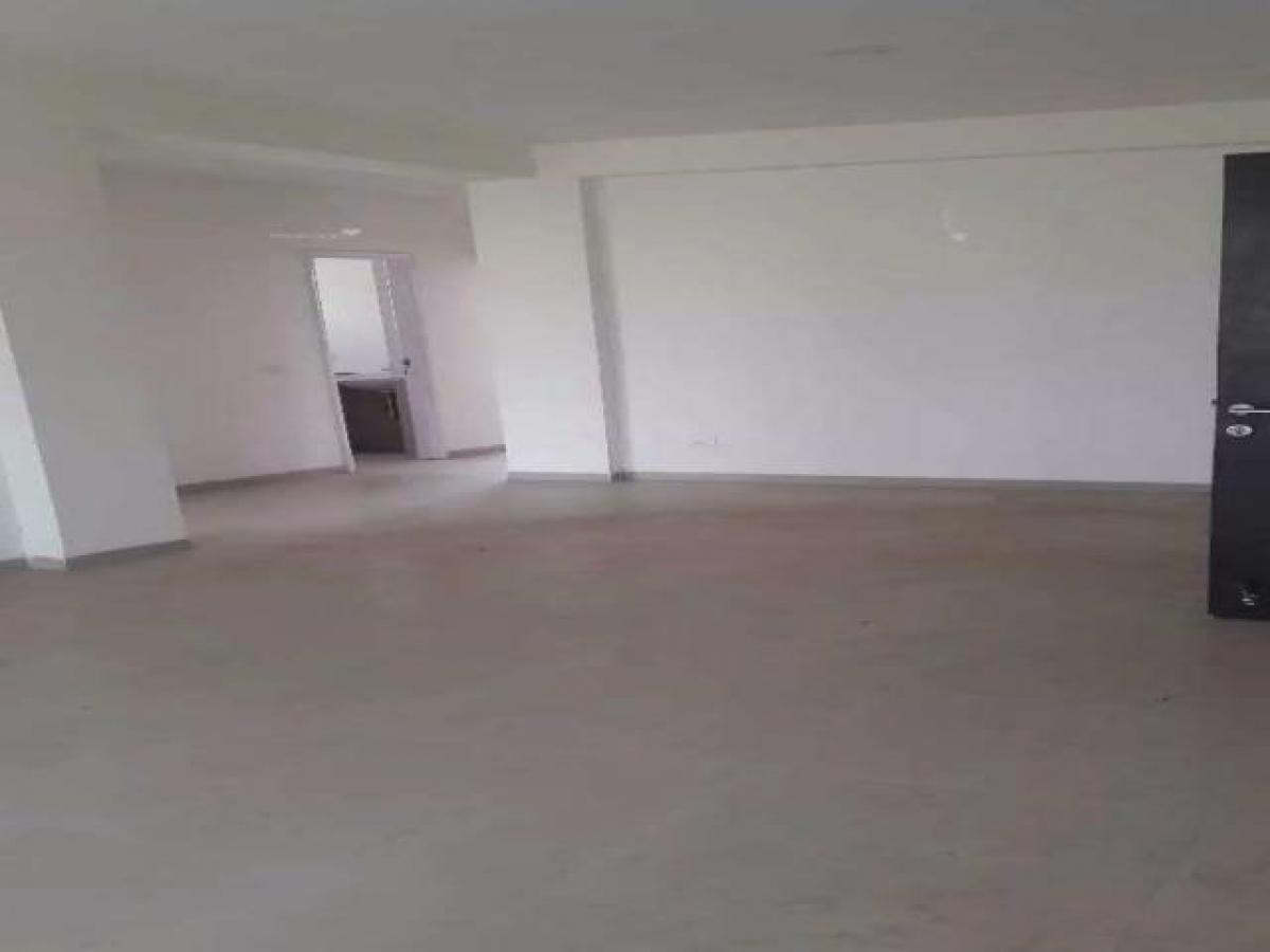 3 bedrooms House in Gurgaon, India No. 42858