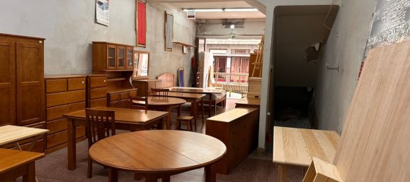 130m² Commercial property in Porto, Portugal No. 189896 4