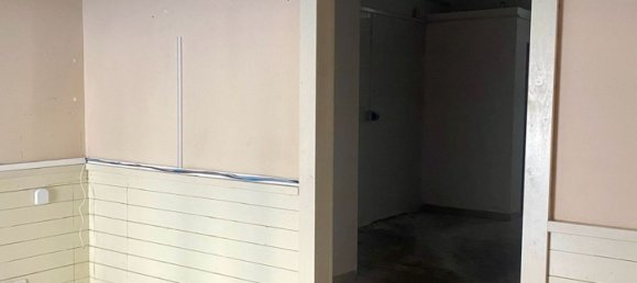 61m² Commercial property in Messina, Italy No. 333877 10