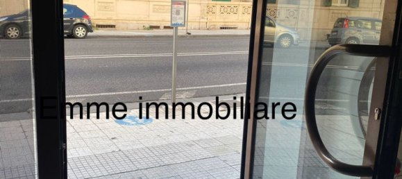 61m² Commercial property in Messina, Italy No. 333877 33