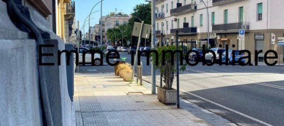 61m² Commercial property in Messina, Italy No. 333877 18