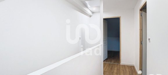 3 chambres Maison de ville à Fère-Champenoise, France No. 50672 9