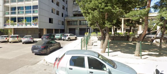 Estacionamiento en Bari, Italy 16 m² No. 327413 4