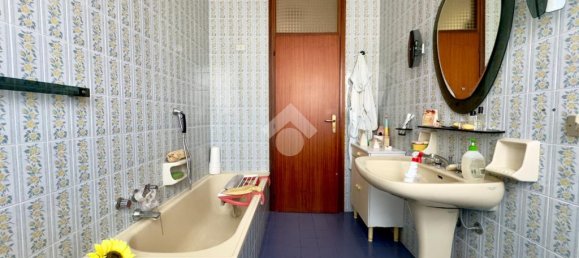 Apartamento de 3 dormitorios en San Mauro Pascoli, Italy No. 310070 22