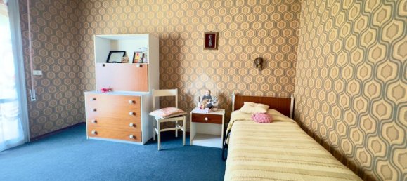 Apartamento de 3 dormitorios en San Mauro Pascoli, Italy No. 310070 28