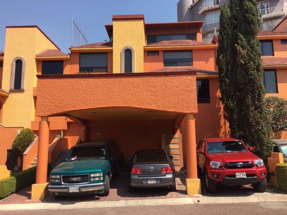 Casa de 3 dormitorios en Naucalpan de Juárez, Mexico No. 208558