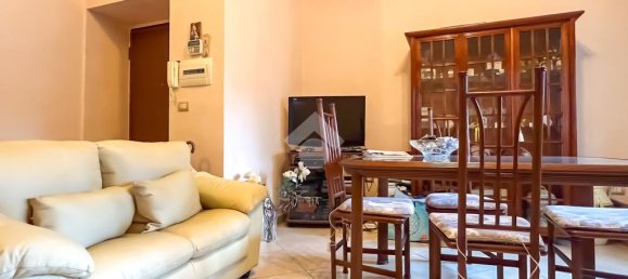 2 bedrooms Apartment in Formia, Italy No. 298323 3