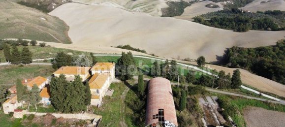 Casa de 20 dormitorios en Volterra, Italy No. 103295 8