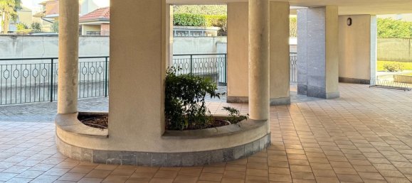 Garage in Castellanza, Italy 17m², Nr. 268901 9