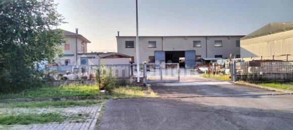 1070m² Warehouse in San Giovanni in Persiceto, Italy No. 356490 5