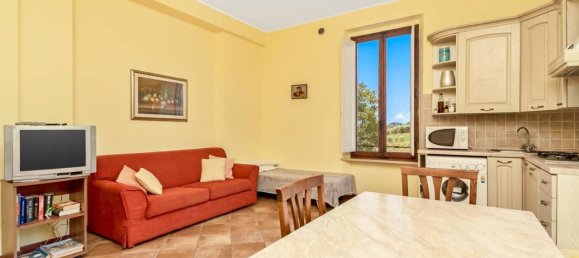 Villa de 20 habitaciónes en Montecarlo, Italy No. 107372 25