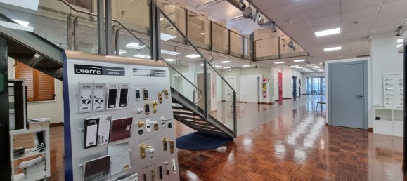 5 rooms Office in Milan, Italy No. 243318 18