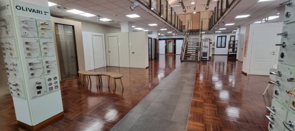 5 rooms Office in Milan, Italy No. 243318 25