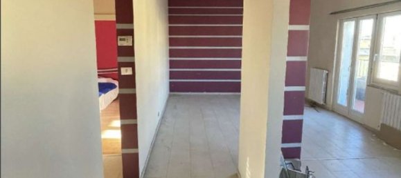 4 rooms Apartment in Arezzo, Italy No. 189985 6