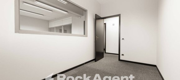 5 rooms Office in Padua, Italy No. 313059 4