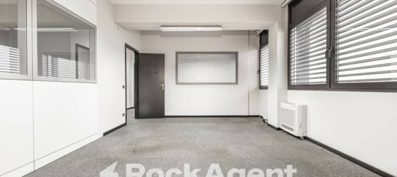 5 rooms Office in Padua, Italy No. 313059 2