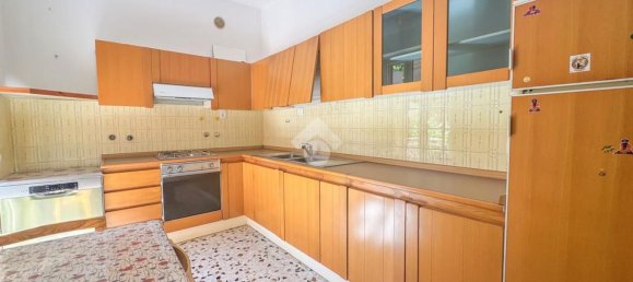 3 rooms Apartment in Chieti, Italy No. 299827 7