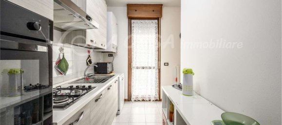 3 bedrooms Apartment in Medesano, Italy No. 380377 7