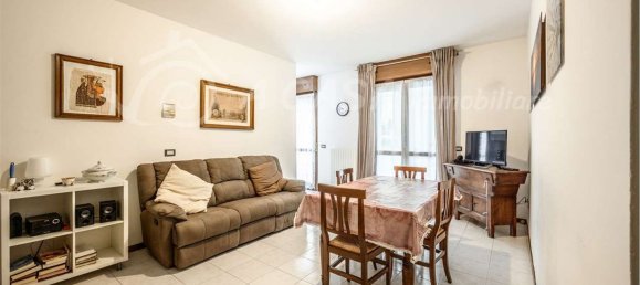 3 bedrooms Apartment in Medesano, Italy No. 380377 2